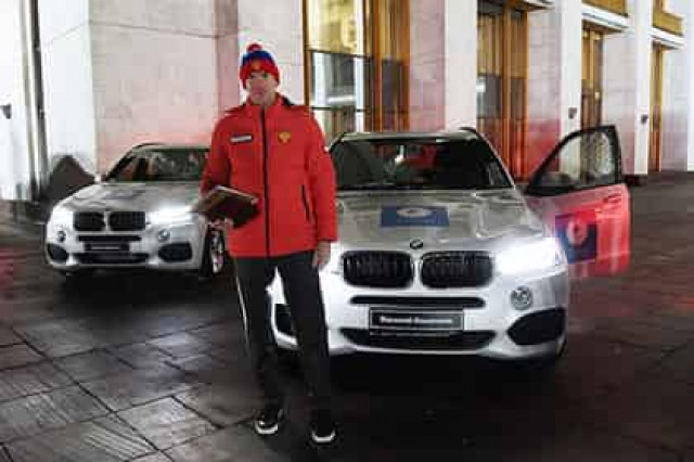 Российским призерам Олимпиады подарили не те BMW
