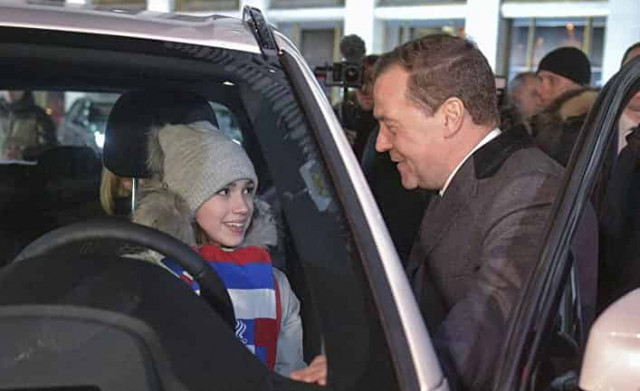 Путин подарил олимпийским медалистам кроссоверы стоимостью больше 100 тысяч евро: «Такие в Финляндии не каждый день увидишь»
