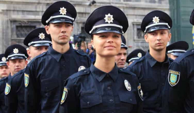 Жена копа устроила разборки за 