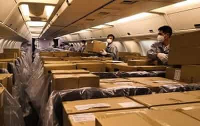 В Украину поступили 300 тысяч экспресс-тестов из Китая