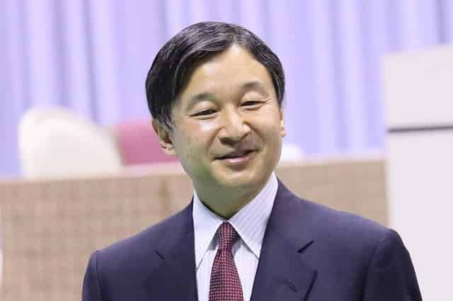 В Японии вступил на престол новый император