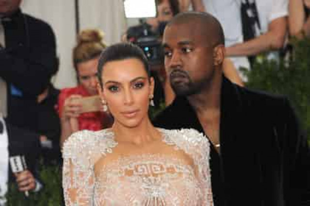 Ким Кардашьян сообщила о беременности
