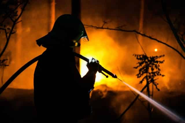 Лесной пожар в Германии: местных жителей эвакуируют (Фото)