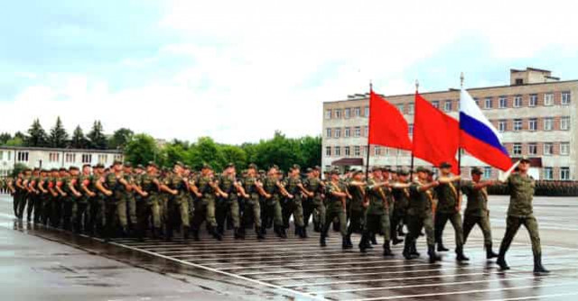 На параді в Мінську пройдуть війська, які нібито обстрілювали українських військових