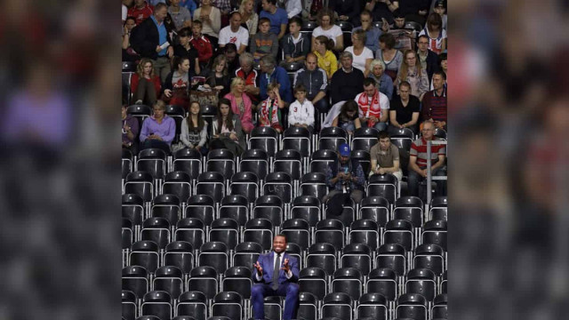 50 Cent bought 200 tickets to a rival's concert, leaving the hall half empty