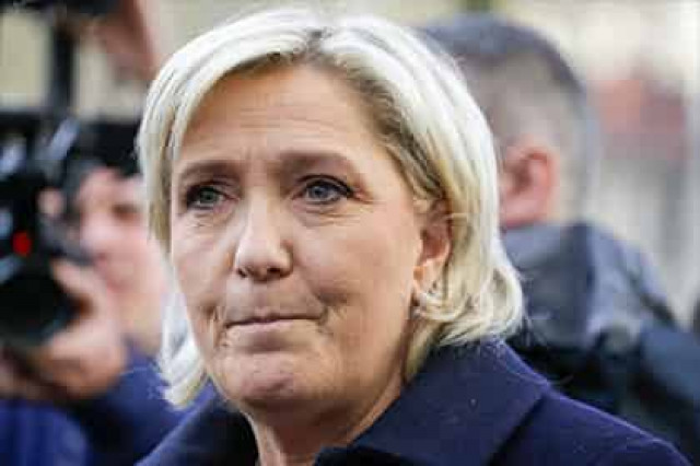 Европарламент лишил Ле Пен депутатской неприкосновенности