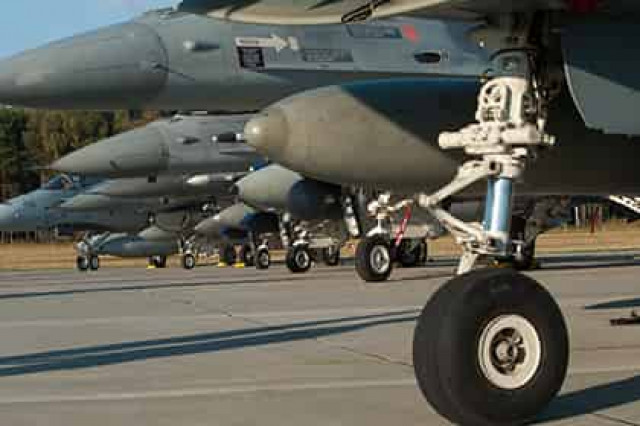 США разблокировали поставки оружия Египту
