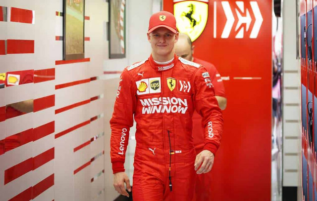 Шумахер показал второй результат на тестах 