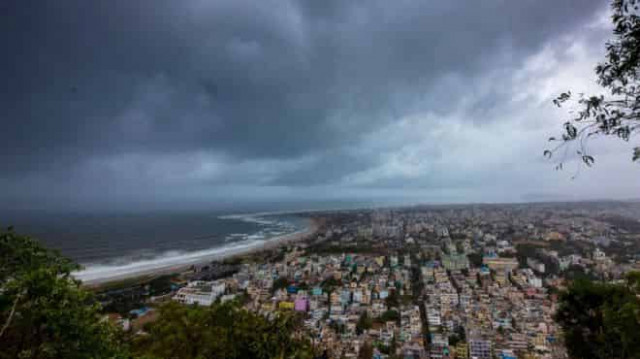 На Индию надвигается циклон «Фанни»
