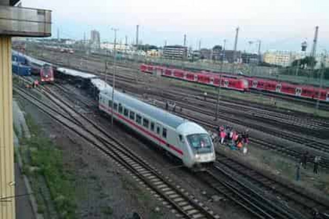 В Германии столкнулись два поезда