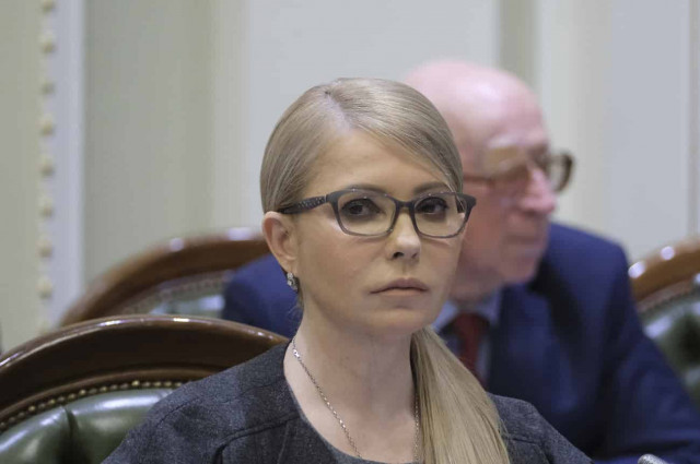 Тимошенко одним жестом показала, что ждет Украину: «Вам, люби мои, …»