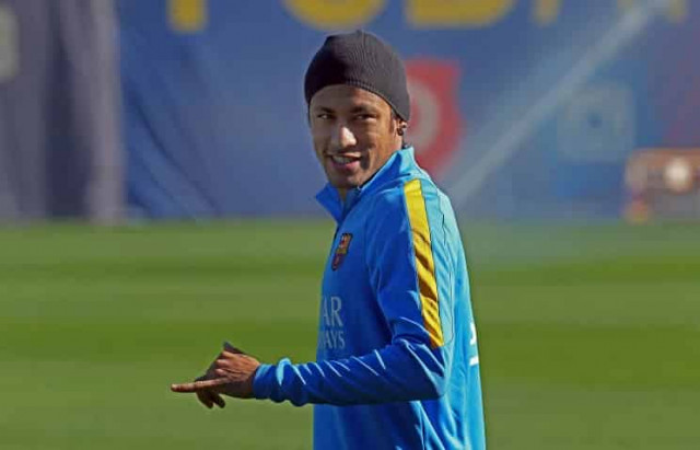 Бразильские власти обвиняют футболиста Неймара в неуплате налогов и подделке документов