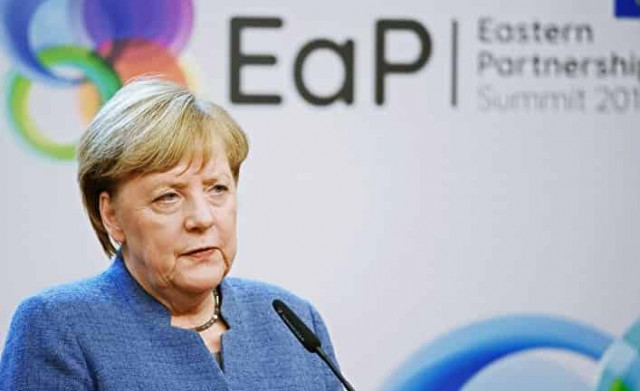 Санкции до бесконечности абсурдны
