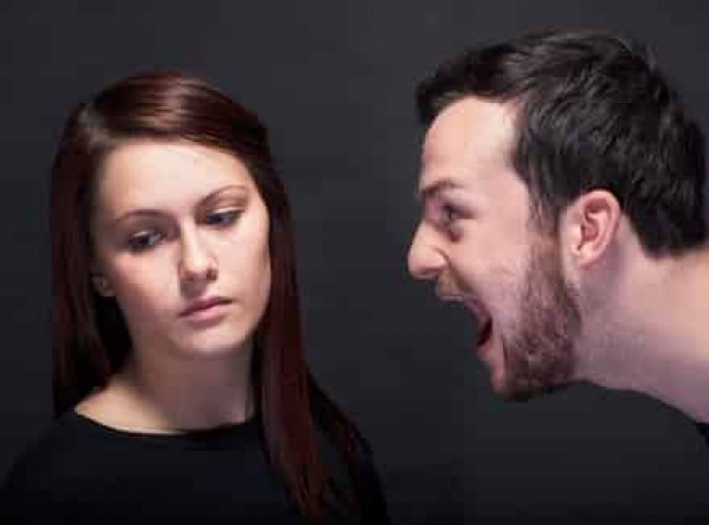 «Наркоманы гнева»: откуда берется любовь к скандалам