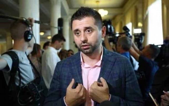 Арахамия назвал замену Ткаченко в Слуге народа