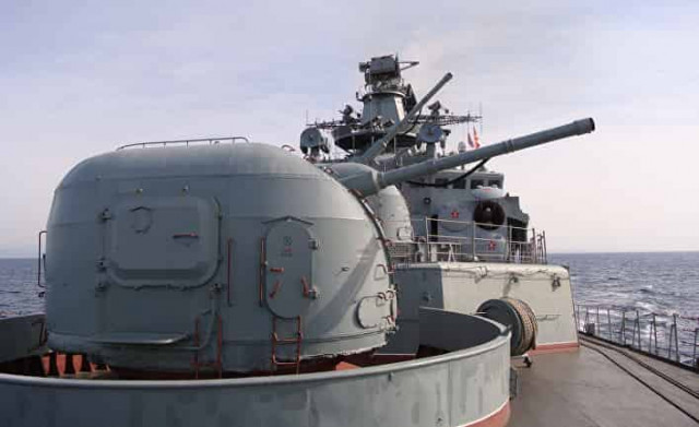 Россия зашла с козырей сразу в двух морях