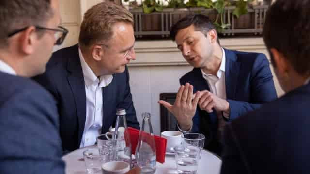 Названа зарплата Володимира Зеленського за червень