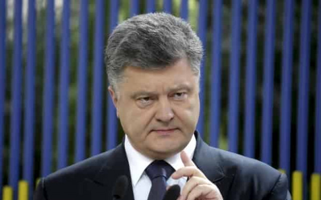 Порошенко обвинил Россию в беспорядках возле Верховной Рады