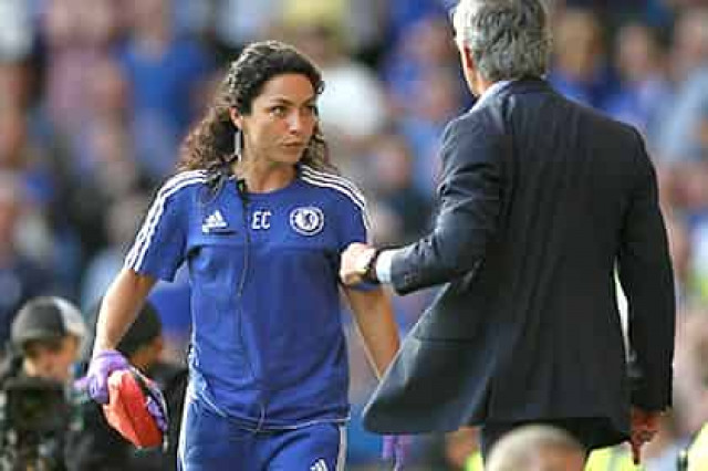 Бывший врач «Челси» подаст в суд на оскорбившего ее Моуринью