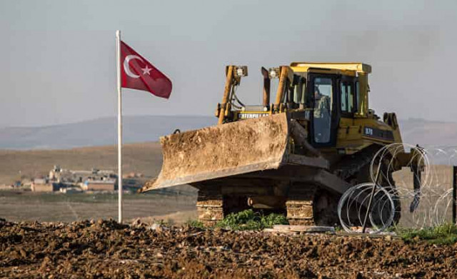 Лишь бы не остаться один на один с Россией