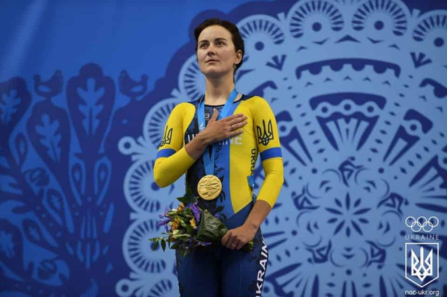 У Києві велосипедисти вийшли на протест через скандал з чемпіонкою Ганною Соловей: фото