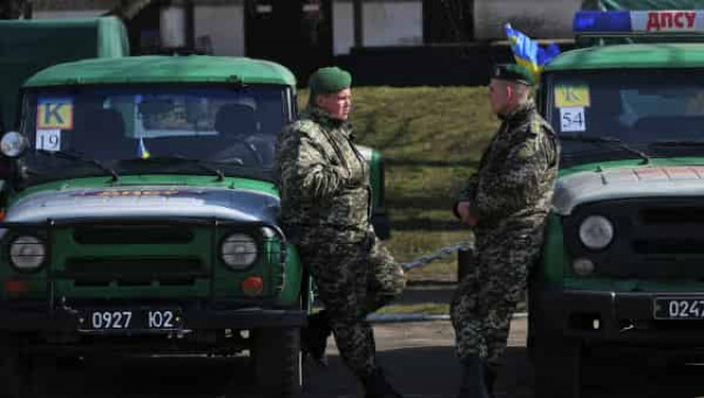 Киев намерен запретить въезд на Украину 500 российским деятелям