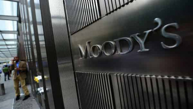 Moody's повысило прогноз по гособлигациям России до 