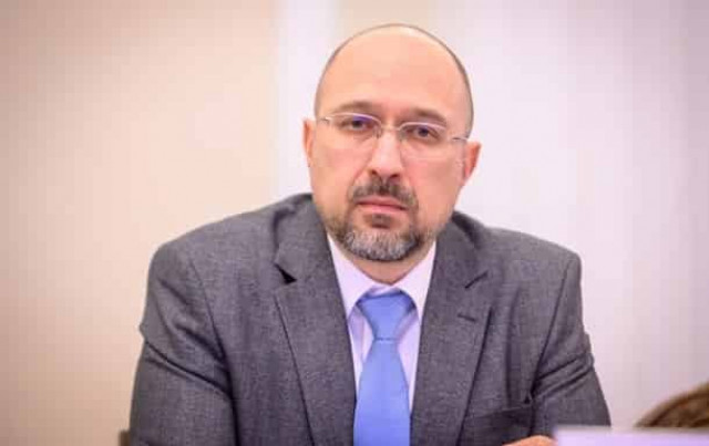 Новий Кабмін прийняв перше рішення