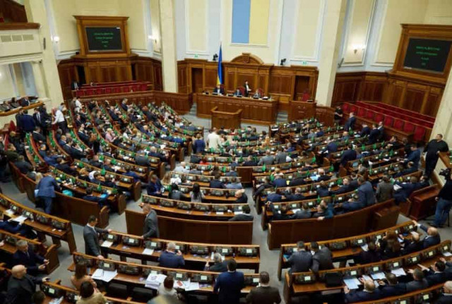 Рябошапка ушел из Рады до голосования о своей отставке