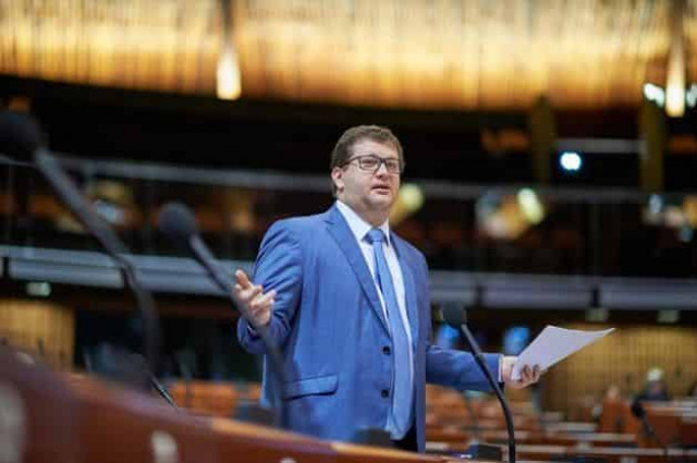 Ар'єв вимагає від Зеленського відреагувати на можливе повернення РФ в ПАРЄ