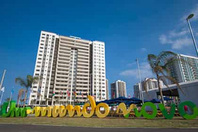 Трех испанских паралимпийцев обокрали в Рио