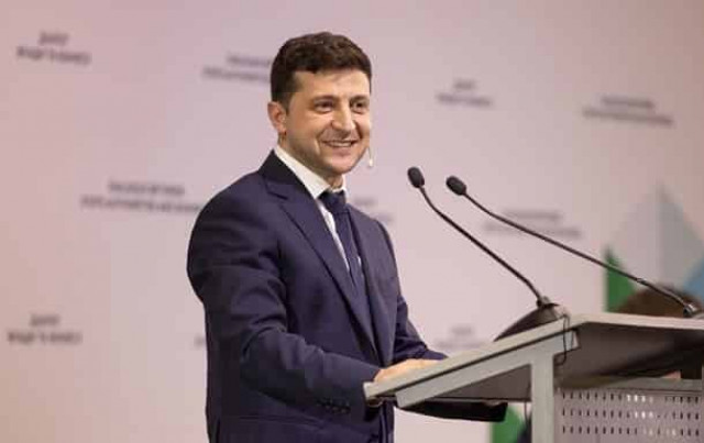 Зеленский взял под контроль налогообложение американцев в Украине 