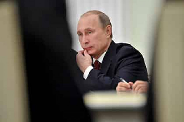 Путин согласился поправить закон об НКО
