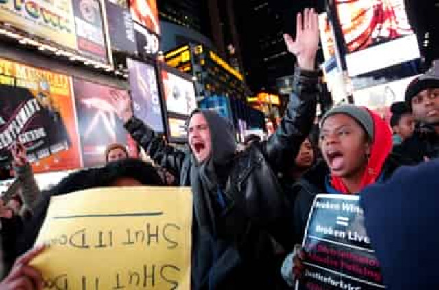 В Аризоне полицейский по ошибке застрелил афроамериканца
