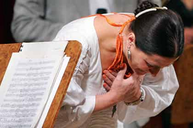 Народная артистка Украины прокляла лидеров Майдана
