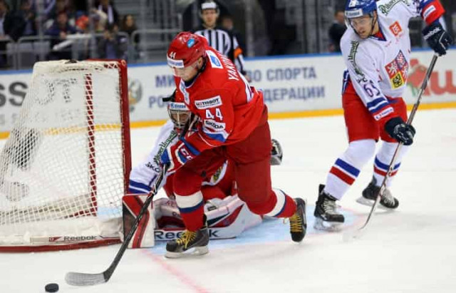 Хоккеисты сборной России потерпели поражение от команды Чехии в матче Евротура