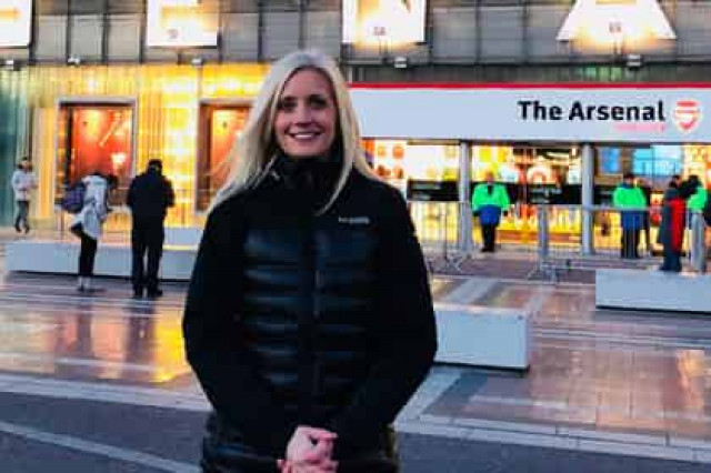 Радиоведущая устроила скандал в эфире из-за любезности слушателя
