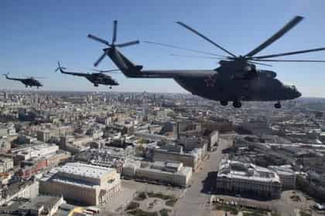 Небо над Москвой закроют из-за репетиции Парада Победы
