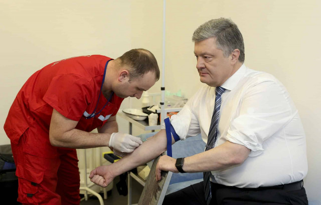 Drug tests then debate in Ukraine’s presidential runoff