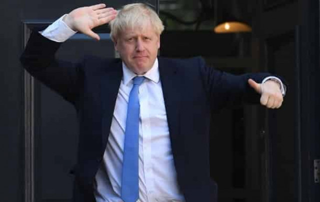 Зеленский обратился к Джонсону после госпитализации