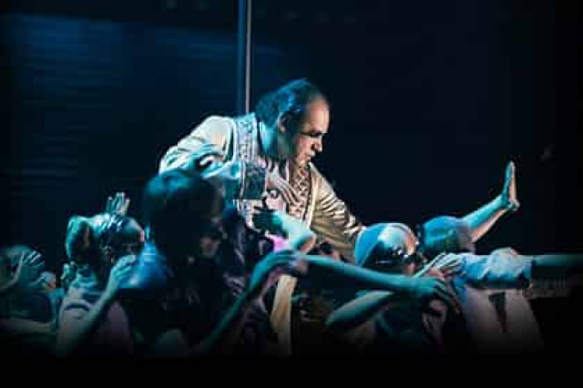 Московскую учительницу уволили за поход с классом на спектакль по роману Хаксли
