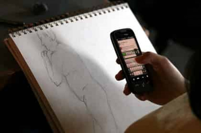 Ученые сочли подростковый секстинг нормальным