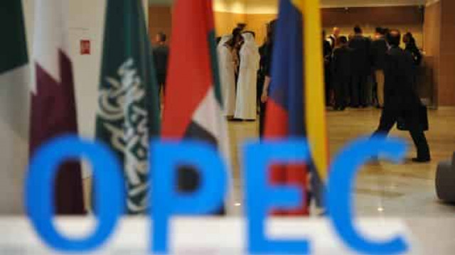 Saudi Arabia and Iran don't like each other in real life — so what happens at OPEC meetings?