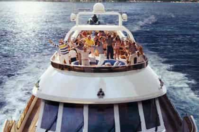 Россия оказалась в лидерах по числу купленных роскошных яхт
