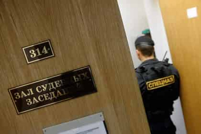 Судья проспал несколько заседаний и проснулся безработным
