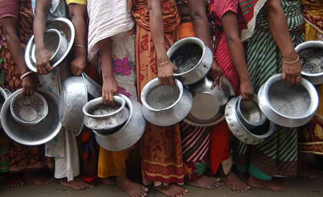 8 миллионов порций еды в день выбрасывают на помойку!