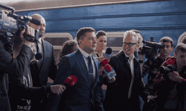 «Слуга народа» бьет рекорды: Зеленского увидит весь мир, детали