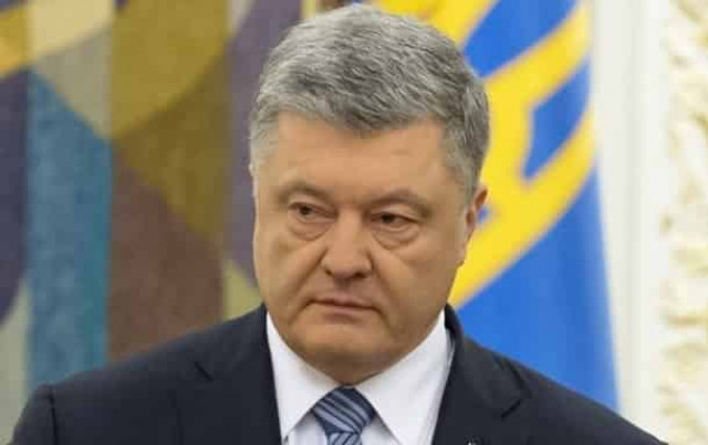 Порошенко переписав частину бізнесу на сина
