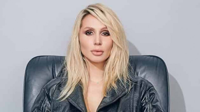 Лободу высмеяли за шесть пальцев на ноге (фото)