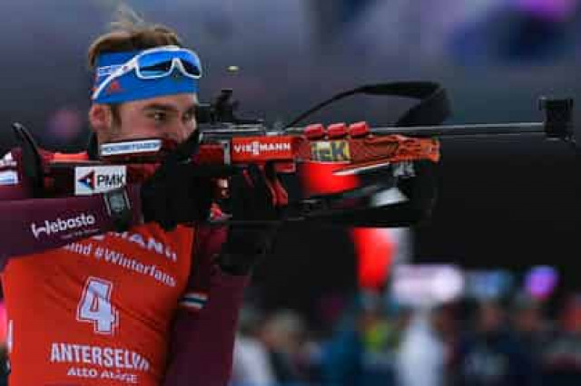 Шипулин выиграл спринт на этапе Кубка мира
